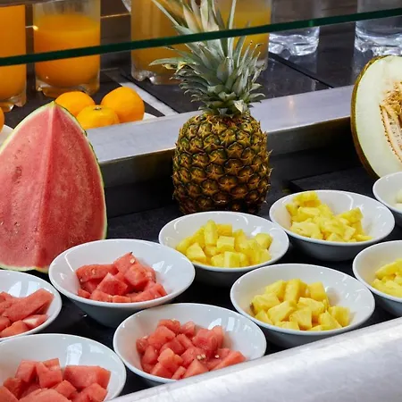 Apartament Olarain *